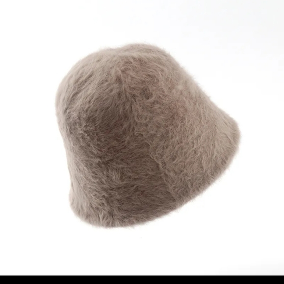 💰3/$30Faux Rabbit Fur Bucket Hat - Picture 5 of 10